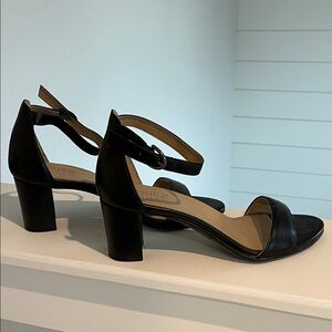 Elegant Black Heels with Ankle Straps